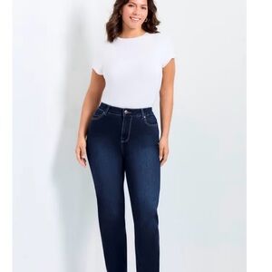 Avenue Butter Soft Denim straight leg dark wash jeans 16 Avg, soft & stretchy